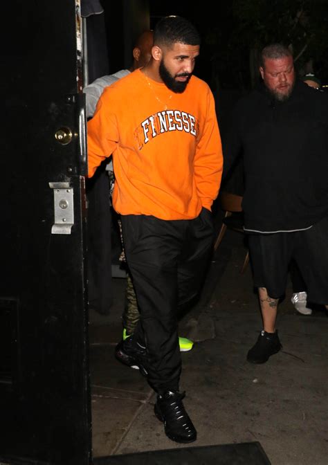 drake wearing gucci clothes|drake always outfits.